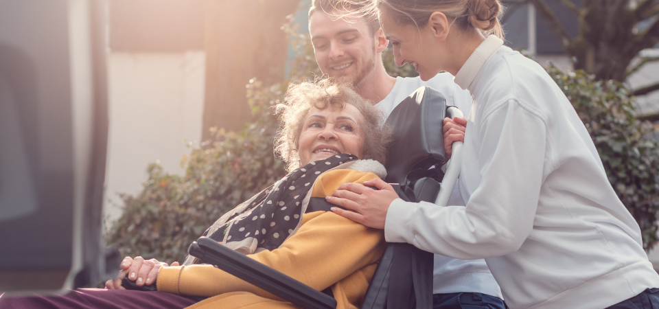 training moving and handling, healthcare manual handling, what is moving and handling in care